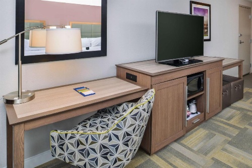 Hampton Inn and Suites Altoona-Des Moines by Hilton image 26