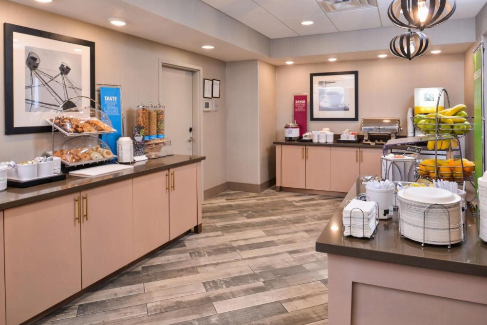 Hampton Inn and Suites Altoona-Des Moines by Hilton Image 36