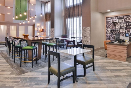 Hampton Inn and Suites Altoona-Des Moines by Hilton image 45